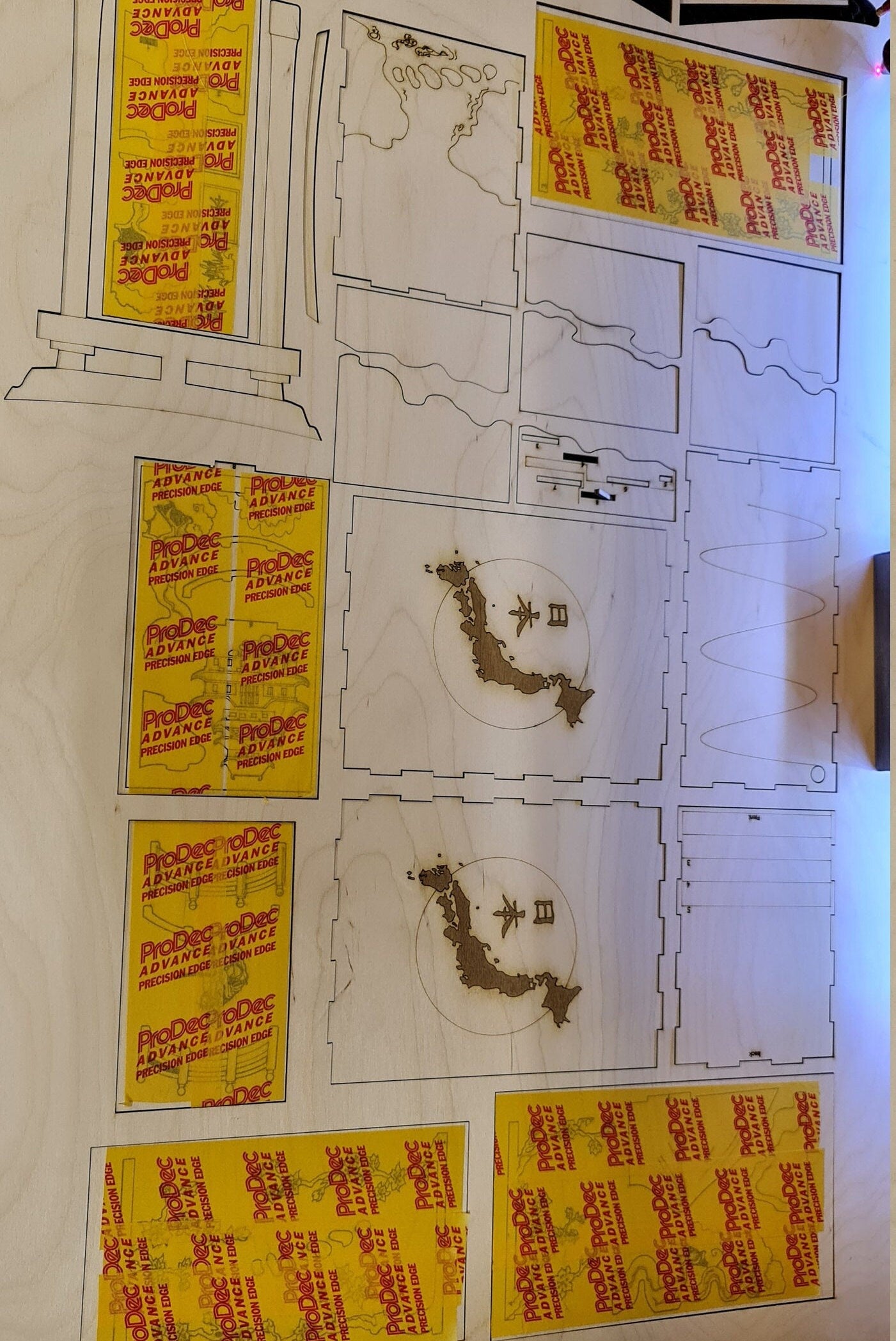 Japanese Book Nook Kit / Bookshelf insert/ Bookend Puzzle