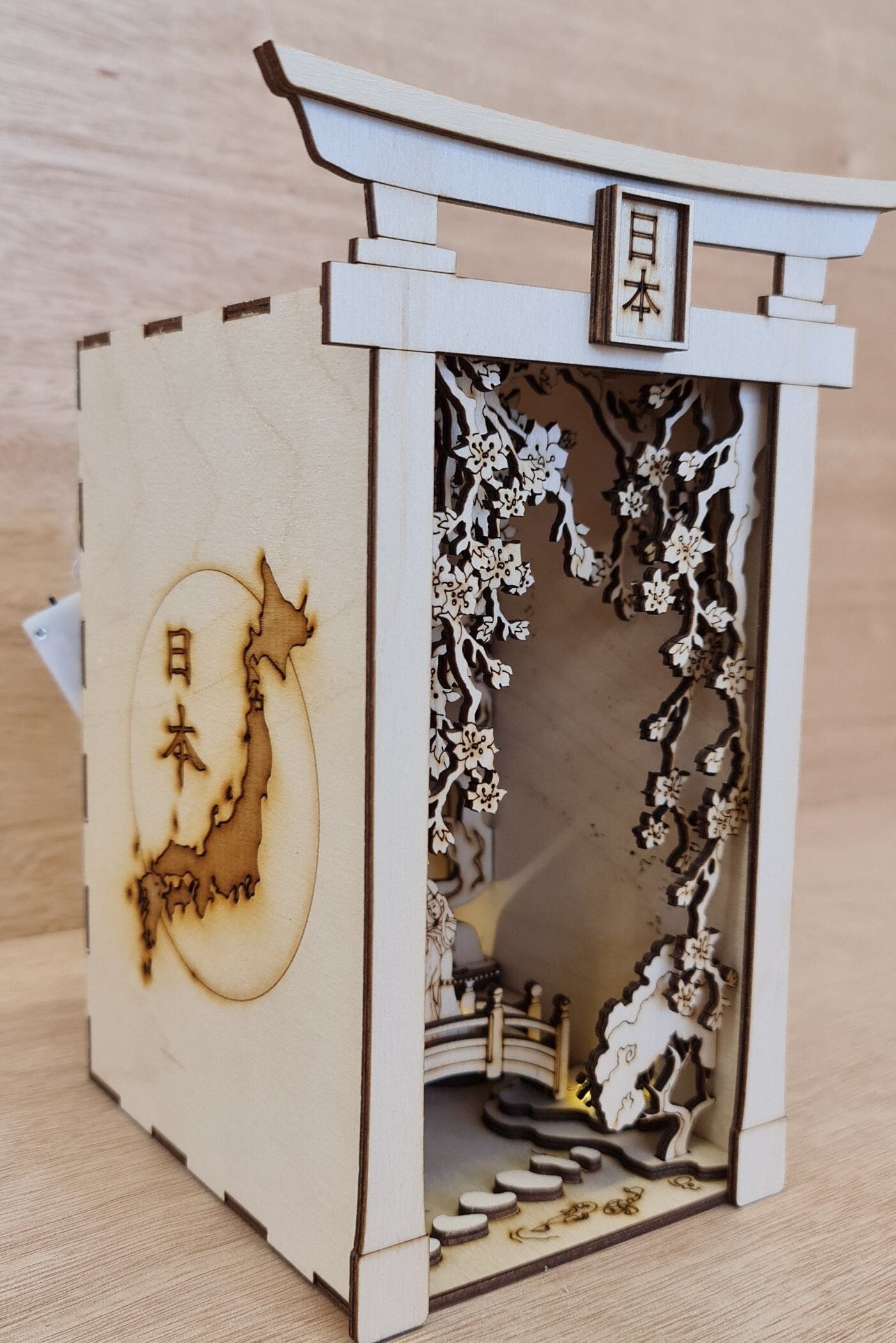 Japanese Book Nook Kit / Bookshelf insert/ Bookend Puzzle