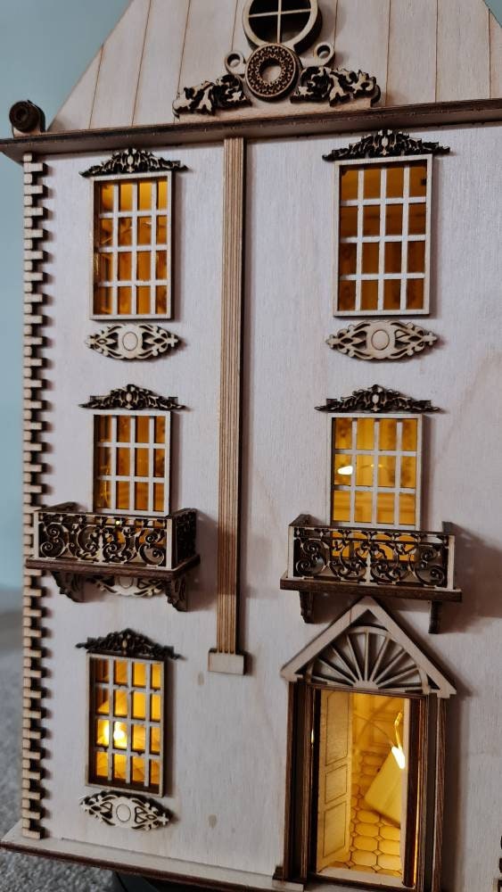 "La Grande Maison" DIY Kit with Open Front 1:48 Scale | Cornel73