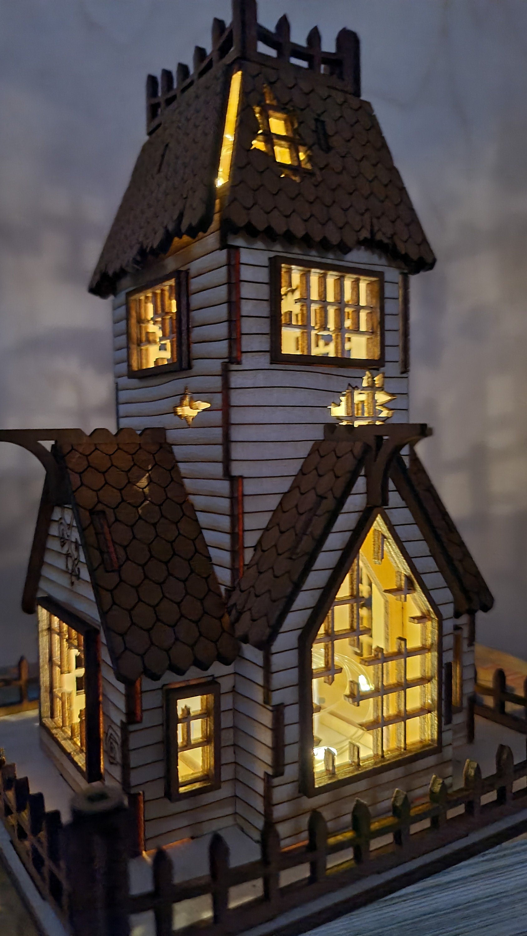 Abandoned House DIY Kit, in 1;48th scale,Cornel73,Halloween