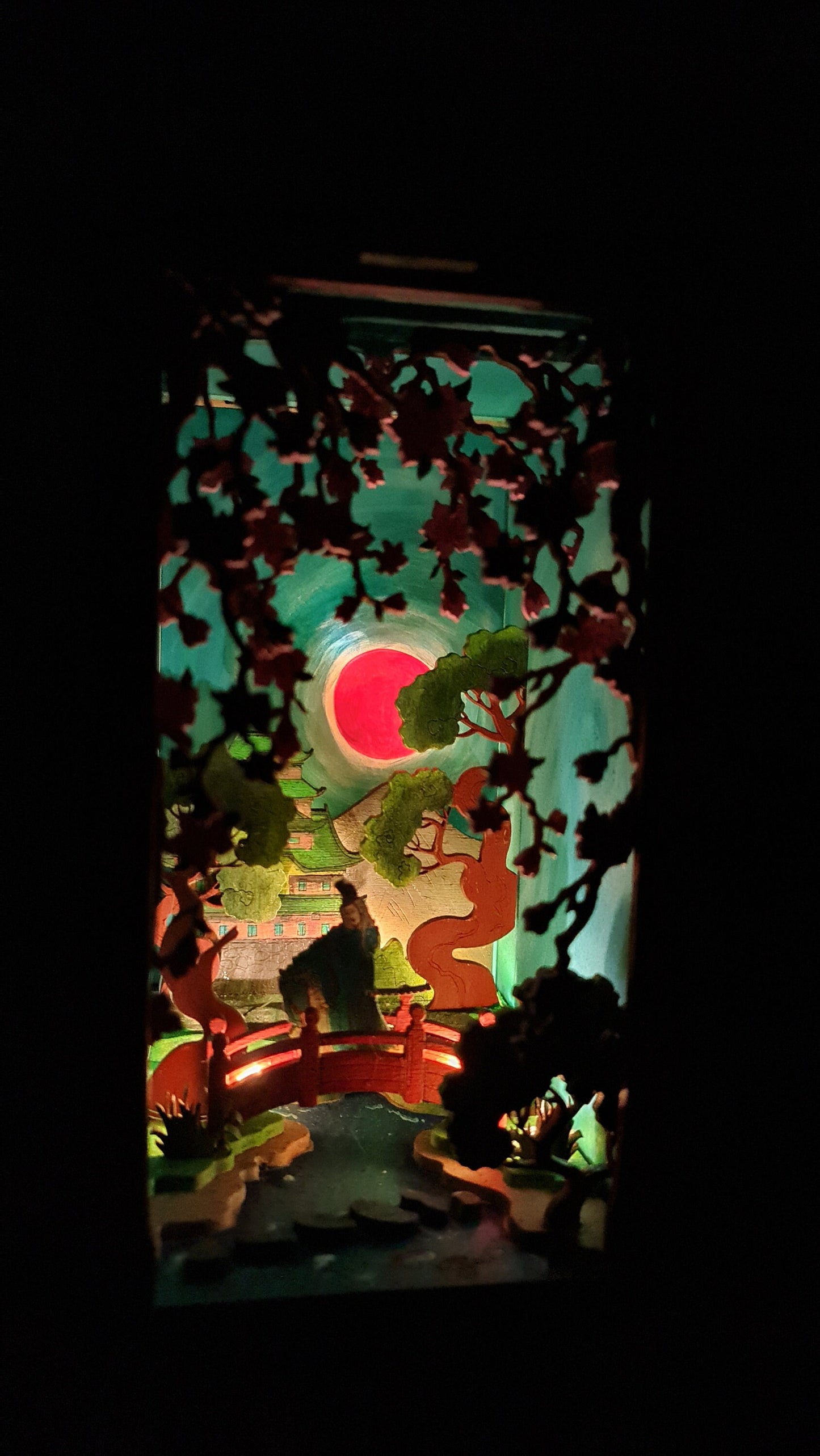 Japanese Book Nook Kit / Bookshelf insert / Bookend Puzzle Hand Painted and Unique