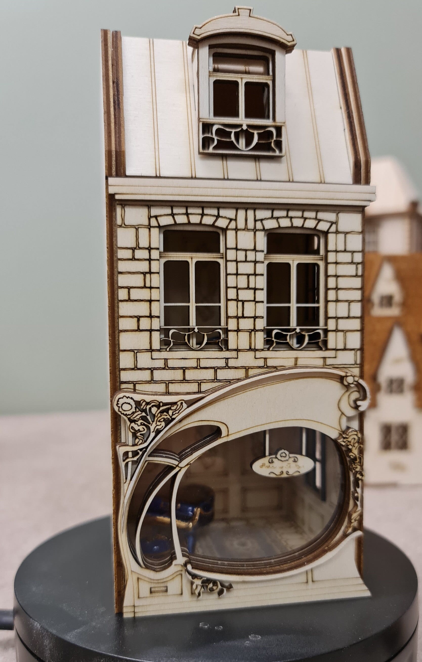 "The French Boutique", 1;24th scale