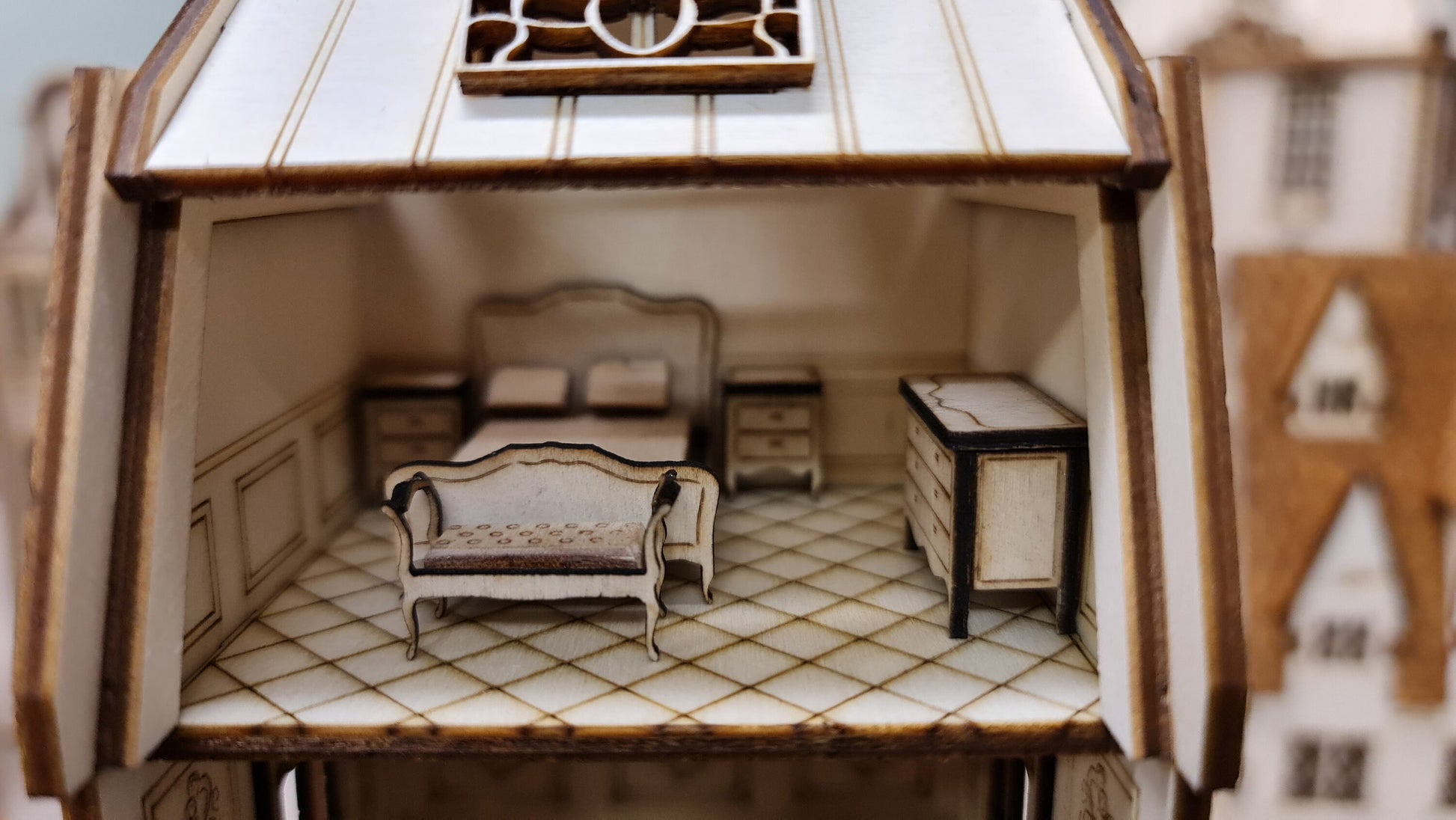 "The French Boutique", 1;24th scale