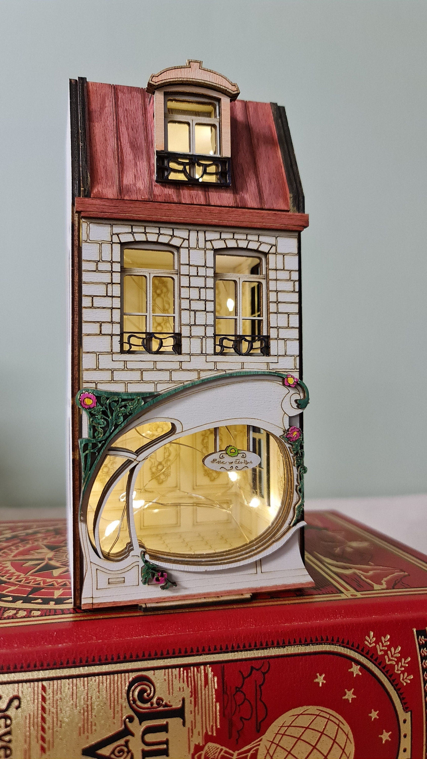 "The French Boutique", 1;48th scale