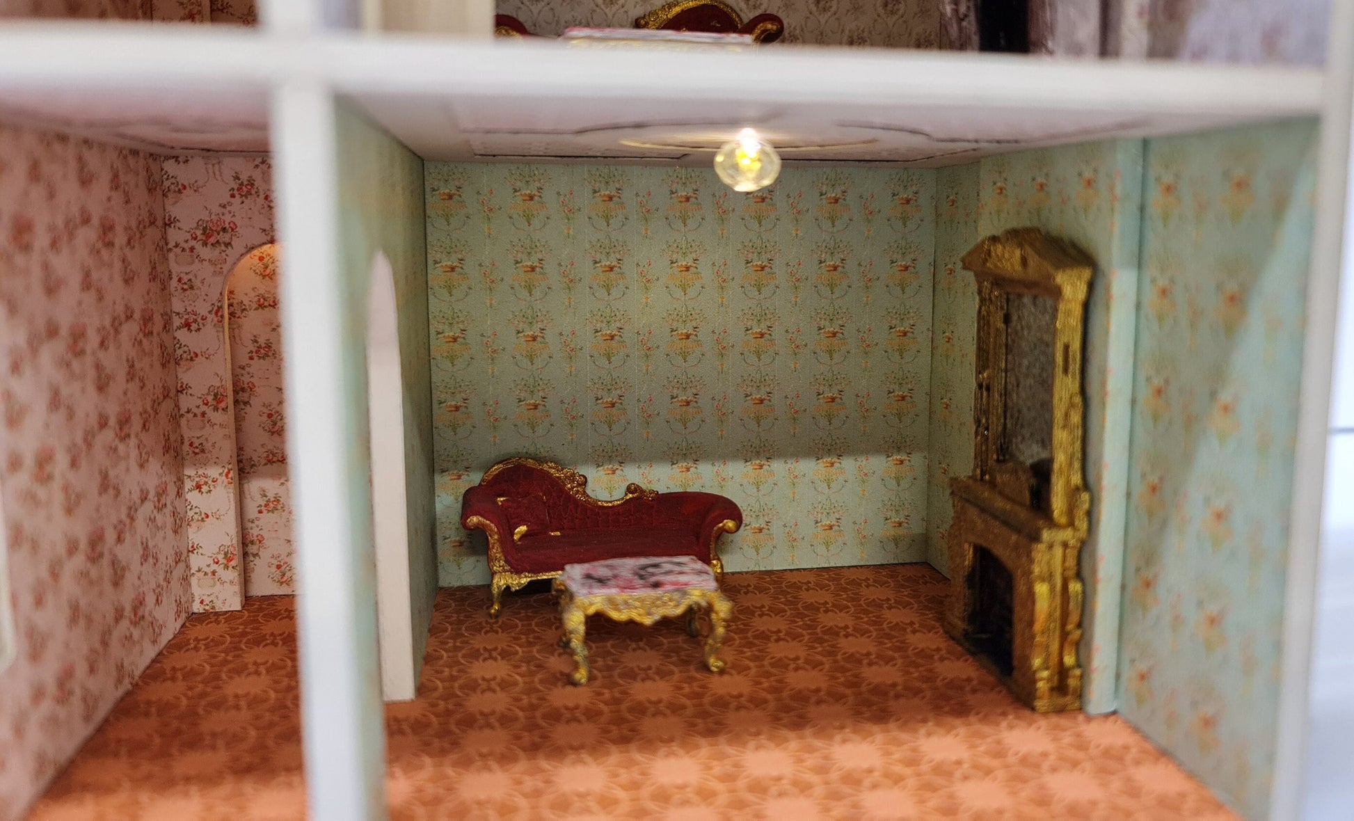 Maison Doree / Dollhouse miniature kit in 1;48th scale
