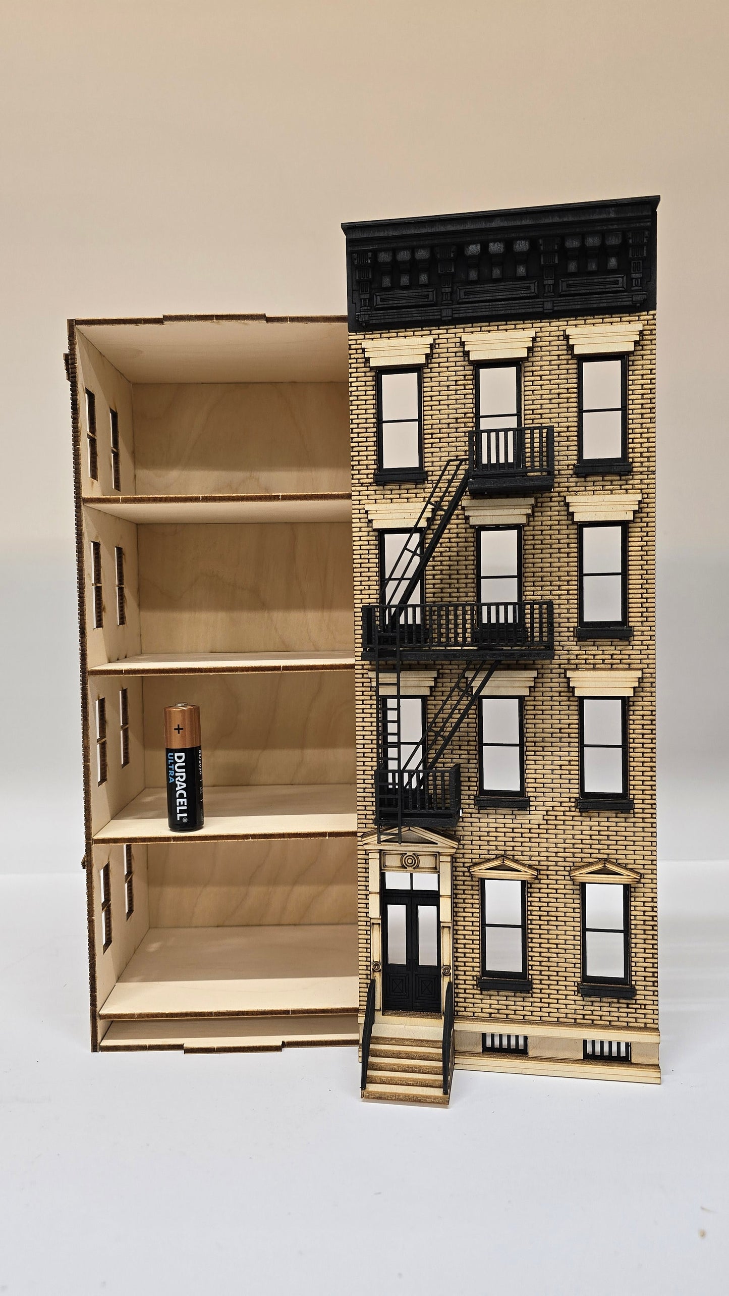 Dollhouse - New York Style House 2 , kit in 1;48th scale
