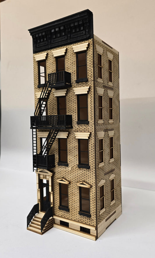 Dollhouse - New York Style House 2 , kit in 1;48th scale