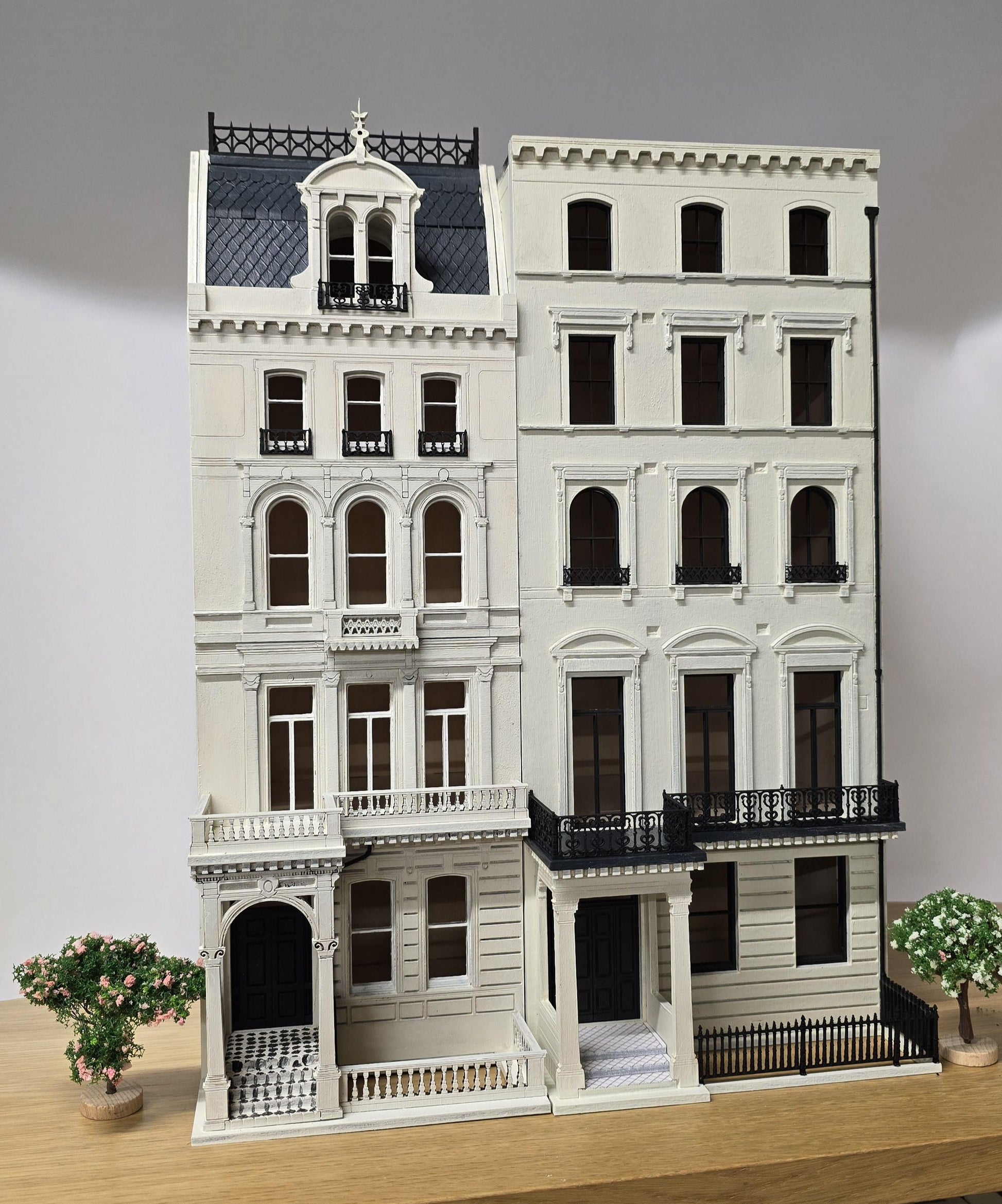 3/5 Ennismore Gardens-Miniature kit 1;48th scale/dollhouse