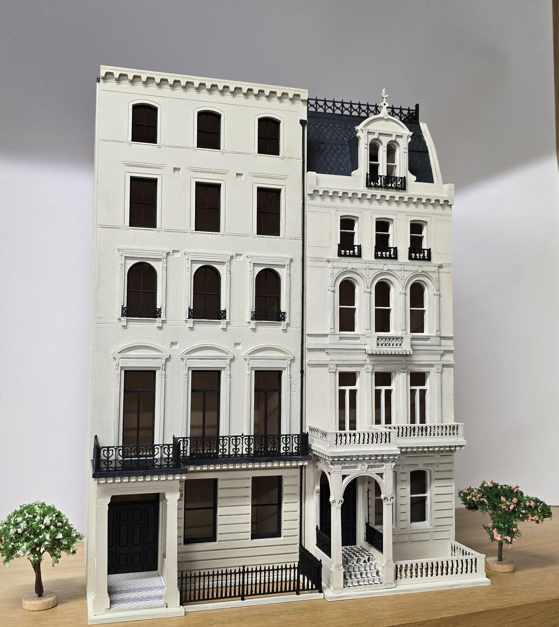 3/5 Ennismore Gardens-Miniature kit 1;48th scale/dollhouse