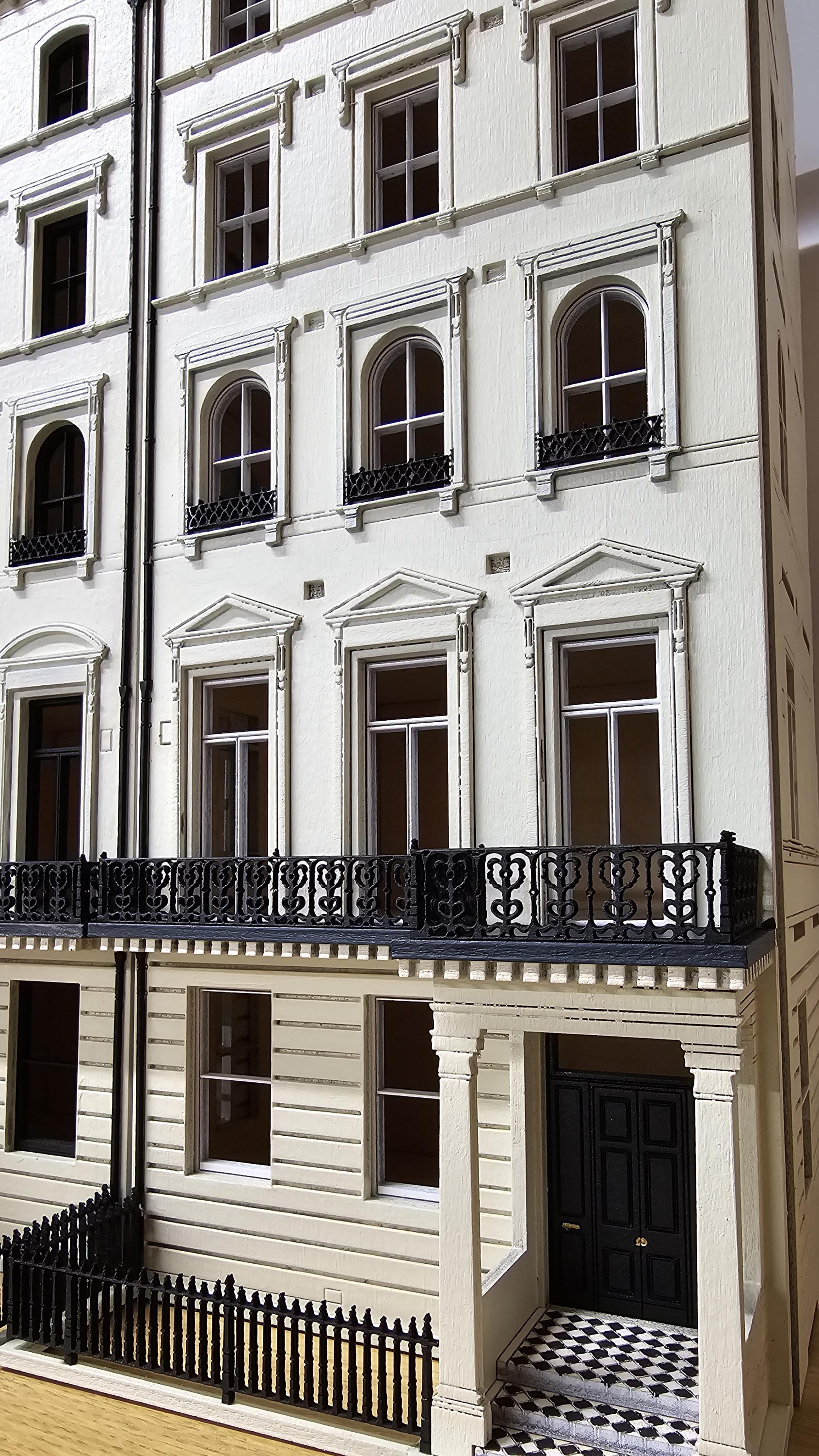 3/5 Ennismore Gardens-Miniature kit 1;48th scale/dollhouse