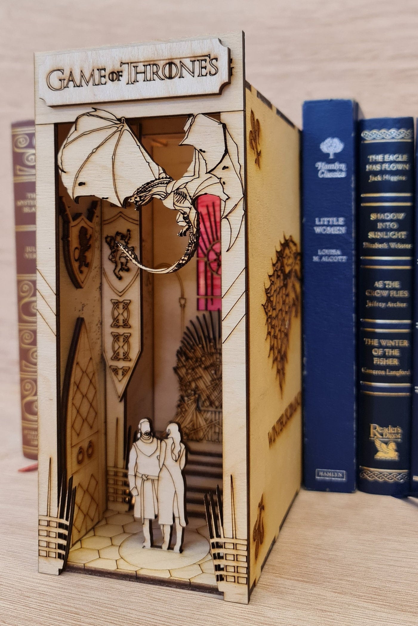 Book Nook / Diorama- Game of Thrones Book Nook Kit/ Bookshelf insert | Cornel73