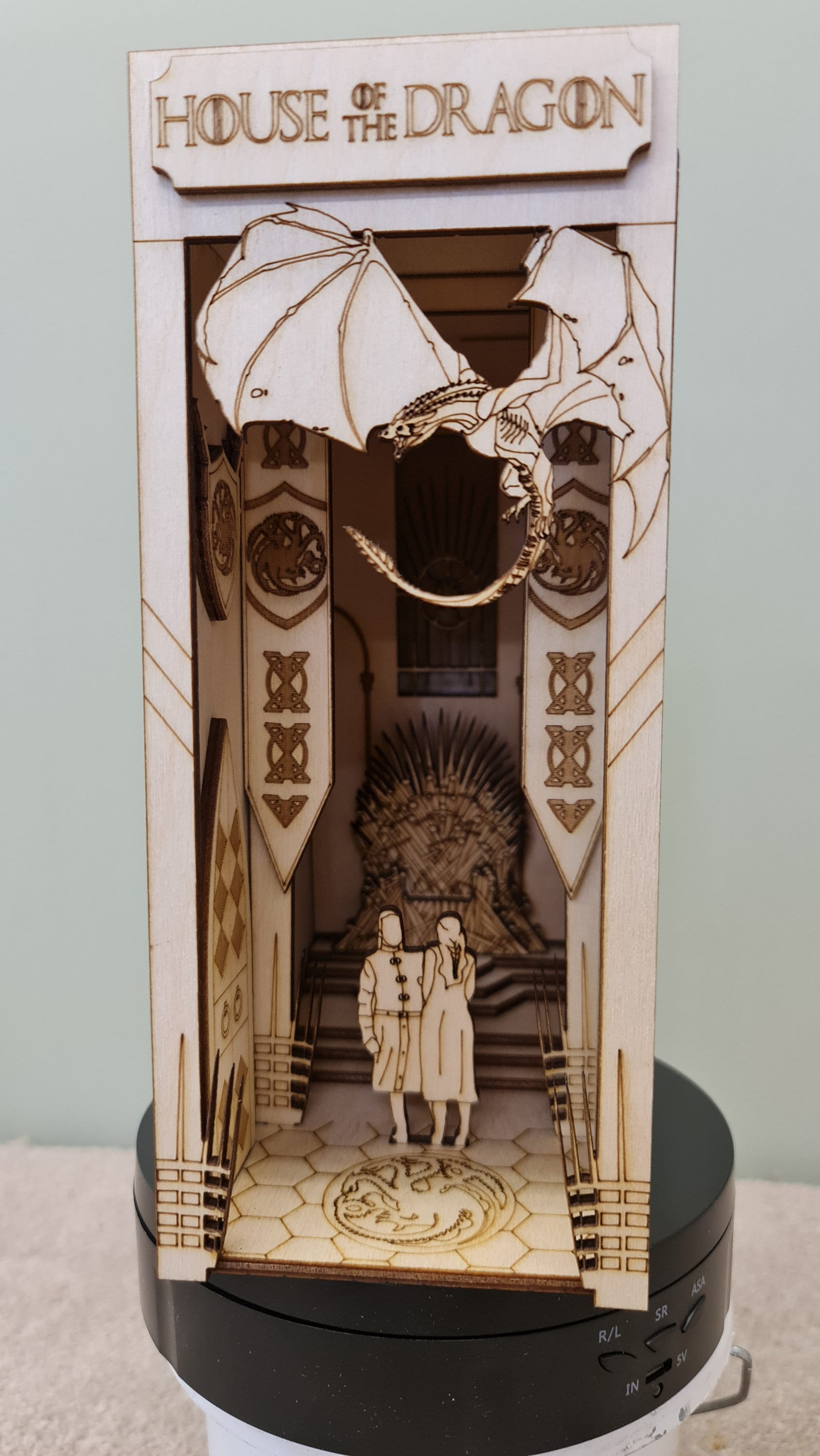 Book Nook / Diorama- Game of Thrones Book Nook Kit/ Bookshelf insert | Cornel73