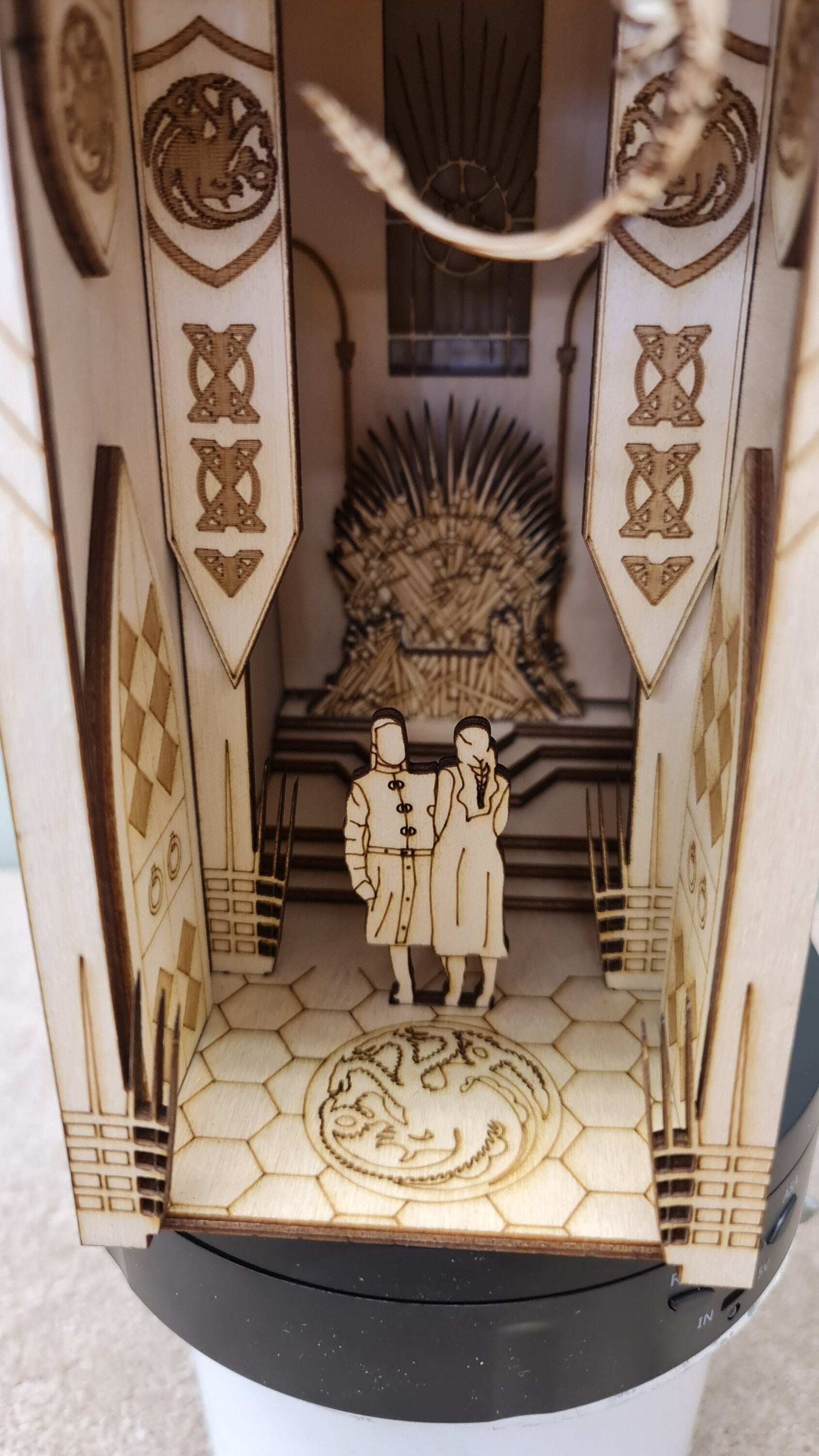 Book Nook / Diorama- Game of Thrones Book Nook Kit/ Bookshelf insert | Cornel73