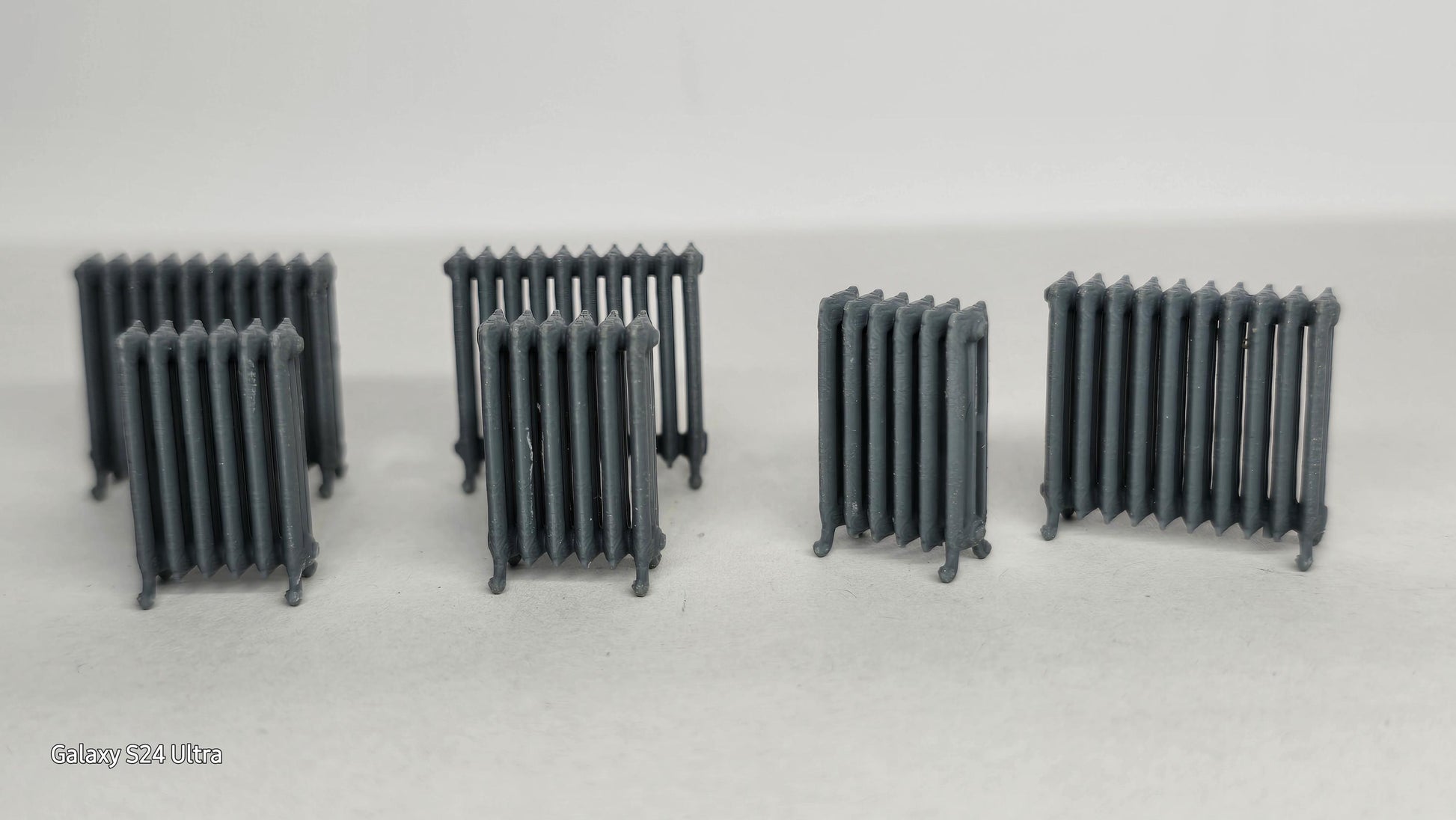 Cast Iron Radiators - 3D printed- Bundle , Victorian/Parisian style , 1;48th scale