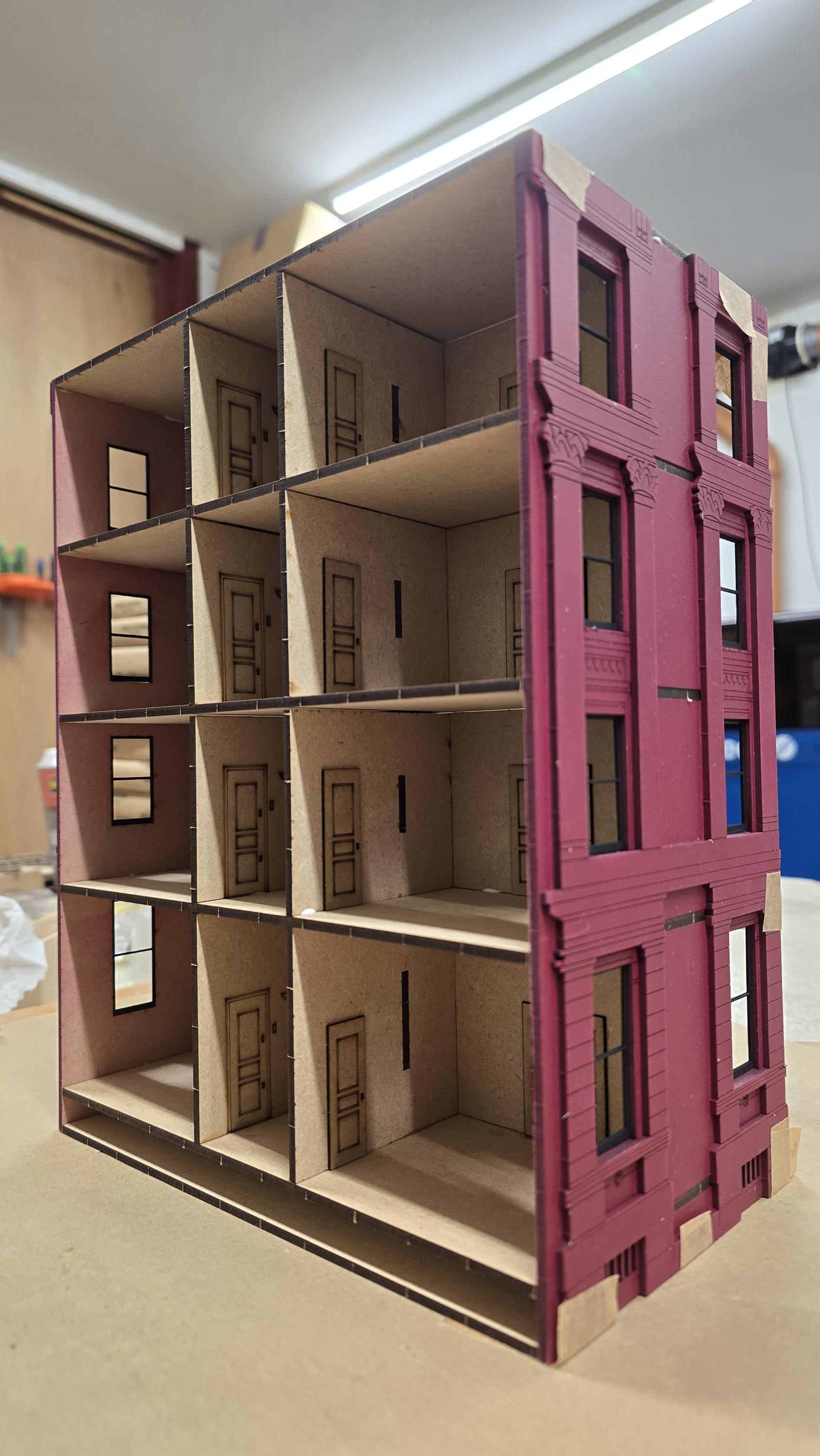 Dollhouse-"Carmine House" New York style building kit, in 1;48th scale