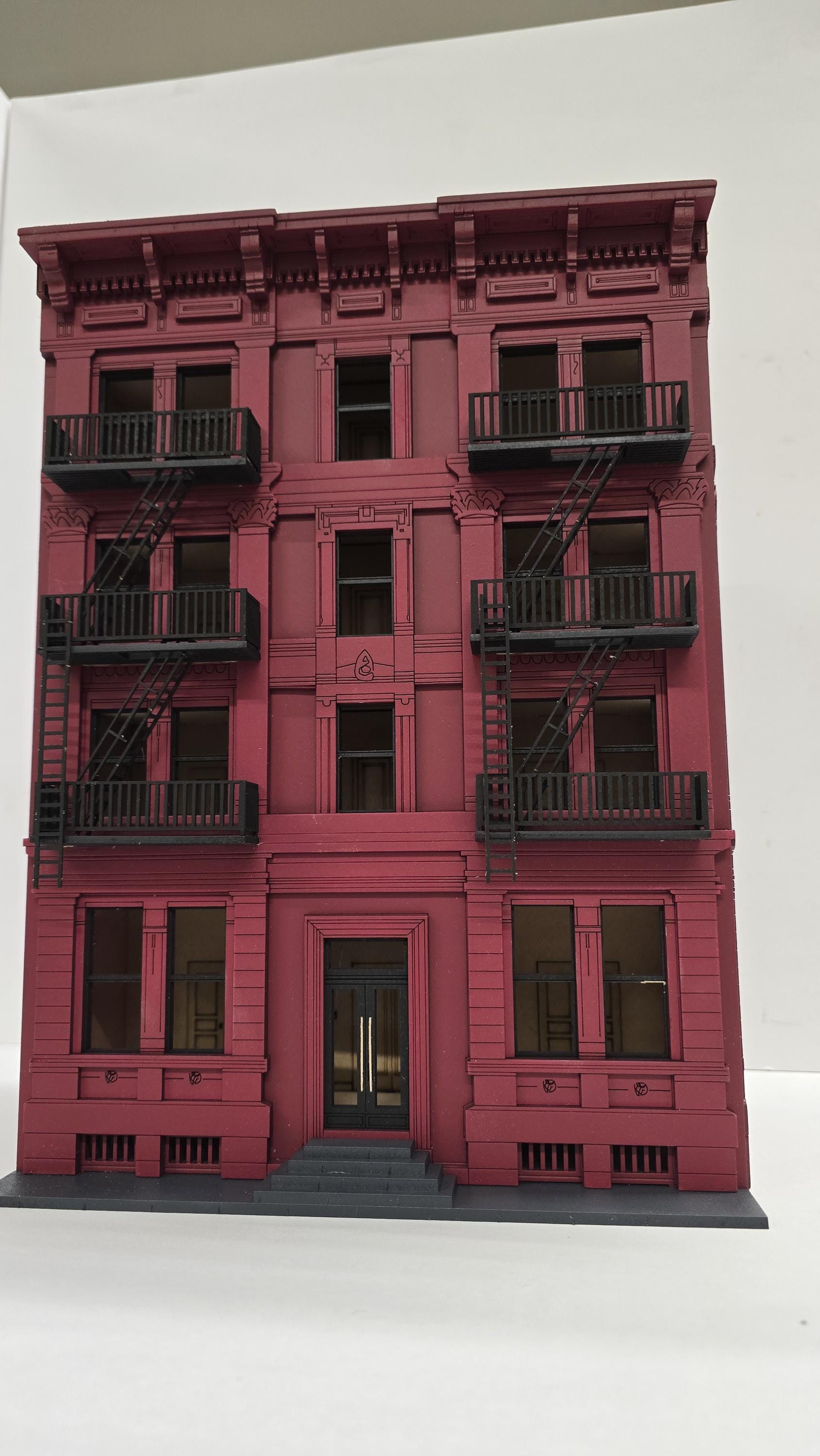 Dollhouse-"Carmine House" New York style building kit, in 1;48th scale