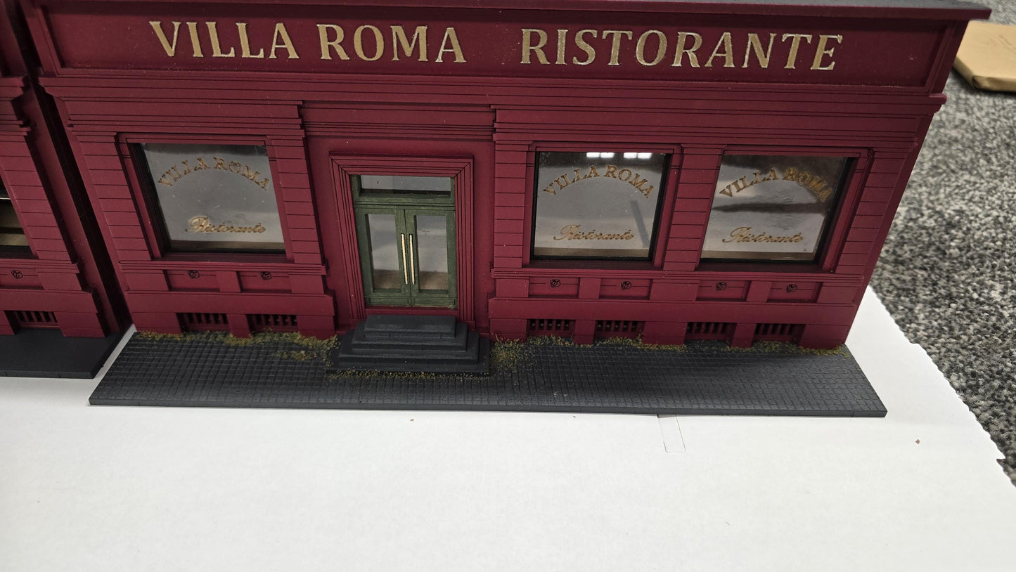 Dollhouse-"Villa Roma" New York style building kit, in 1;48th scale