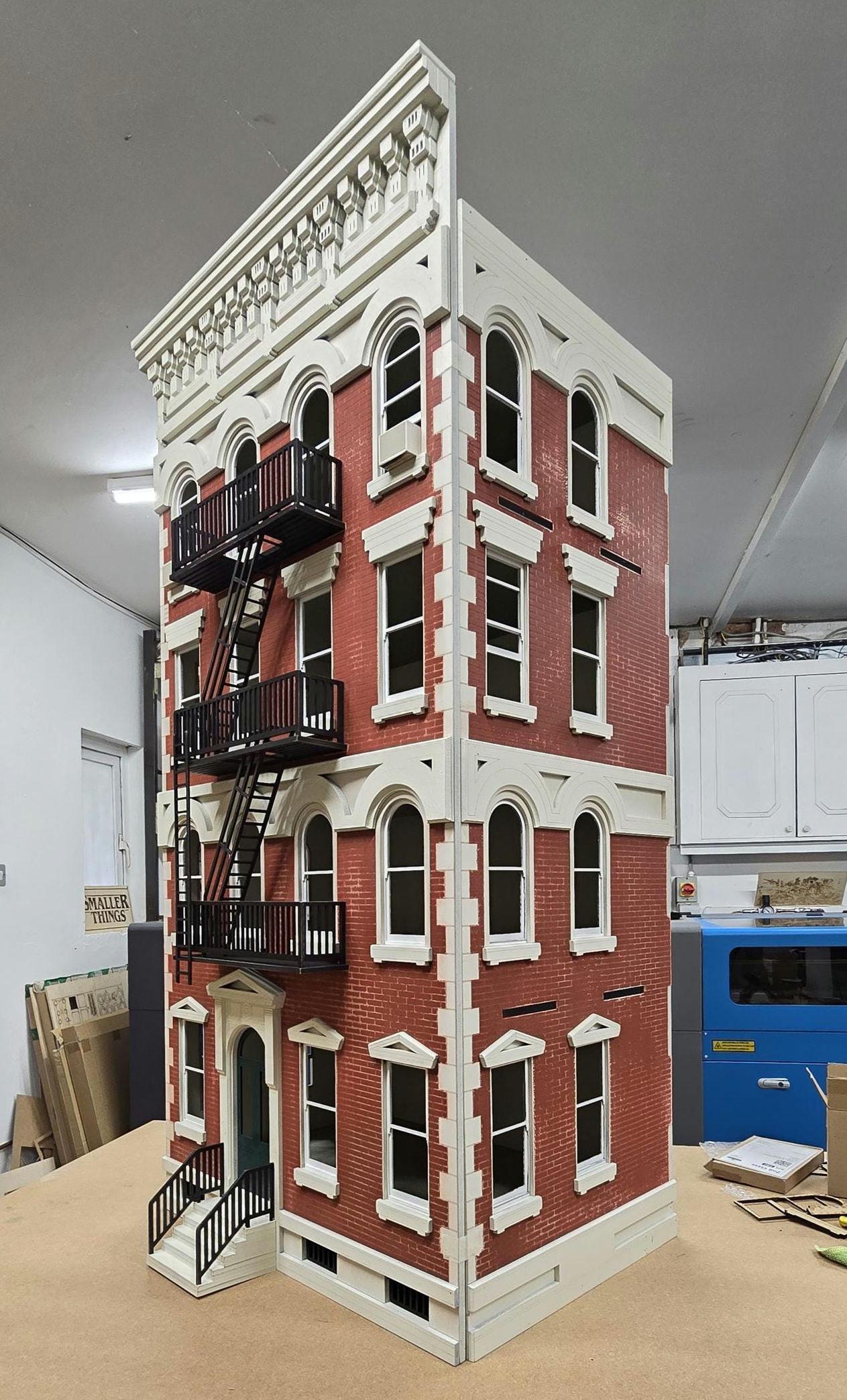 Dollhouse-"New York" style building kit, in 1;12th scale