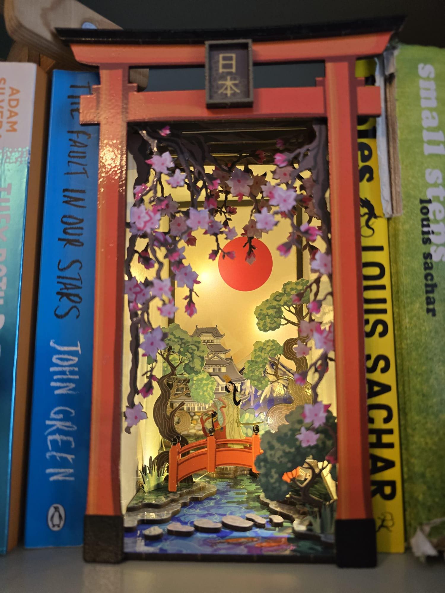 Book Nook / Diorama - Japanese Book Nook Kit/ UV Printed/ Bookshelf insert/ Bookend Puzzle | Cornel73