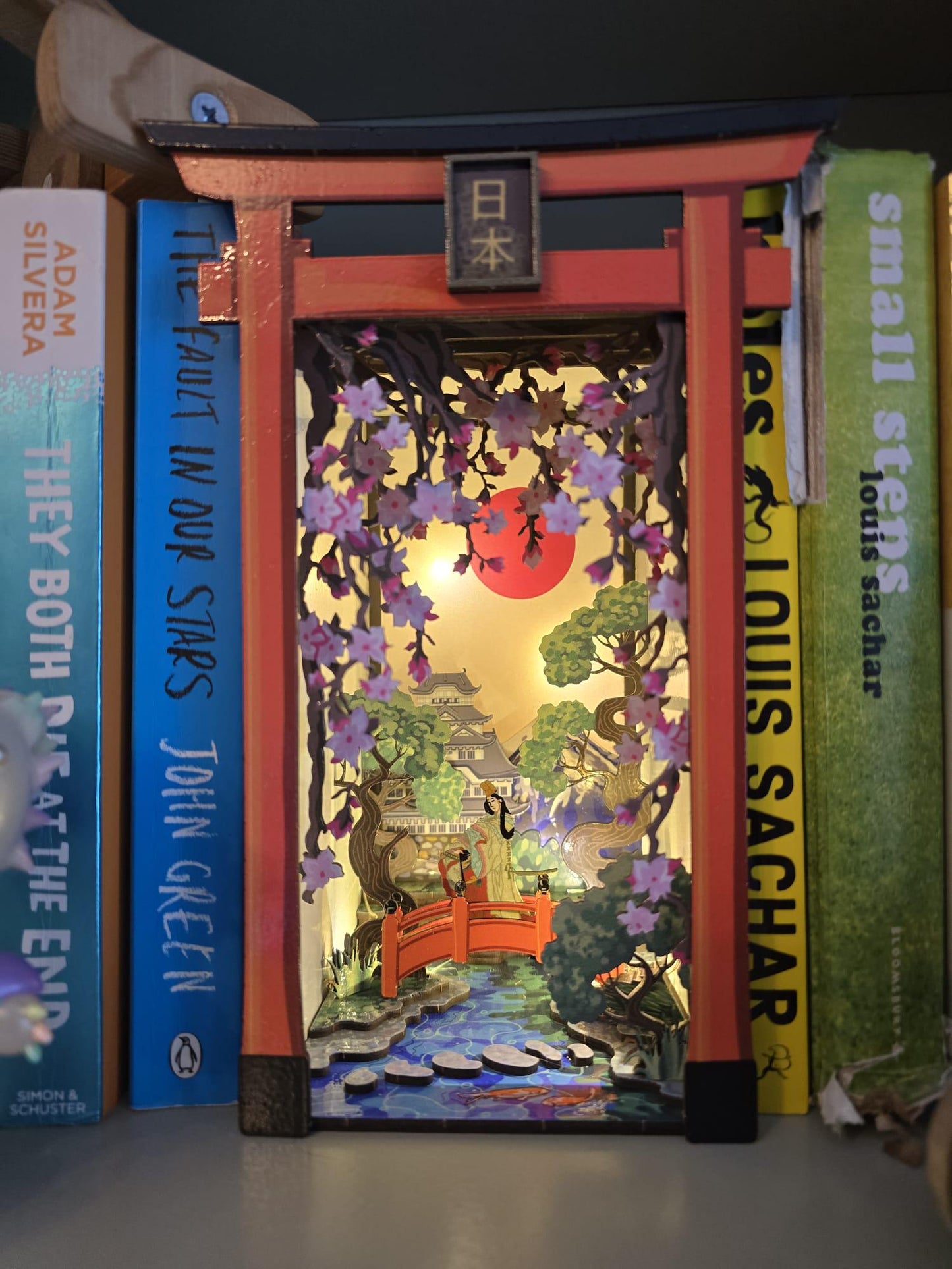 Book Nook / Diorama - Japanese Book Nook Kit/ UV Printed/ Bookshelf insert/ Bookend Puzzle | Cornel73