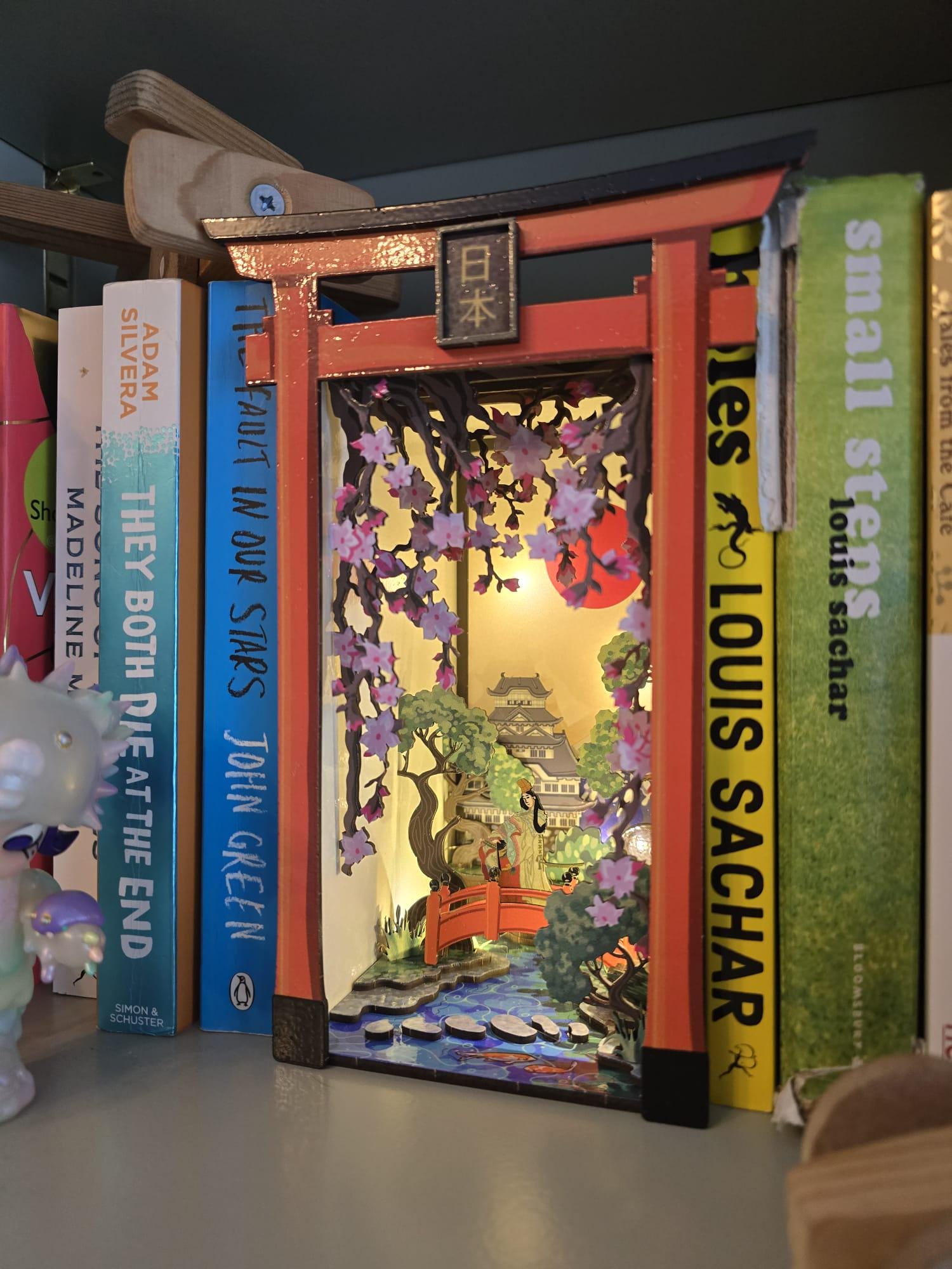 Book Nook / Diorama - Japanese Book Nook Kit/ UV Printed/ Bookshelf insert/ Bookend Puzzle | Cornel73