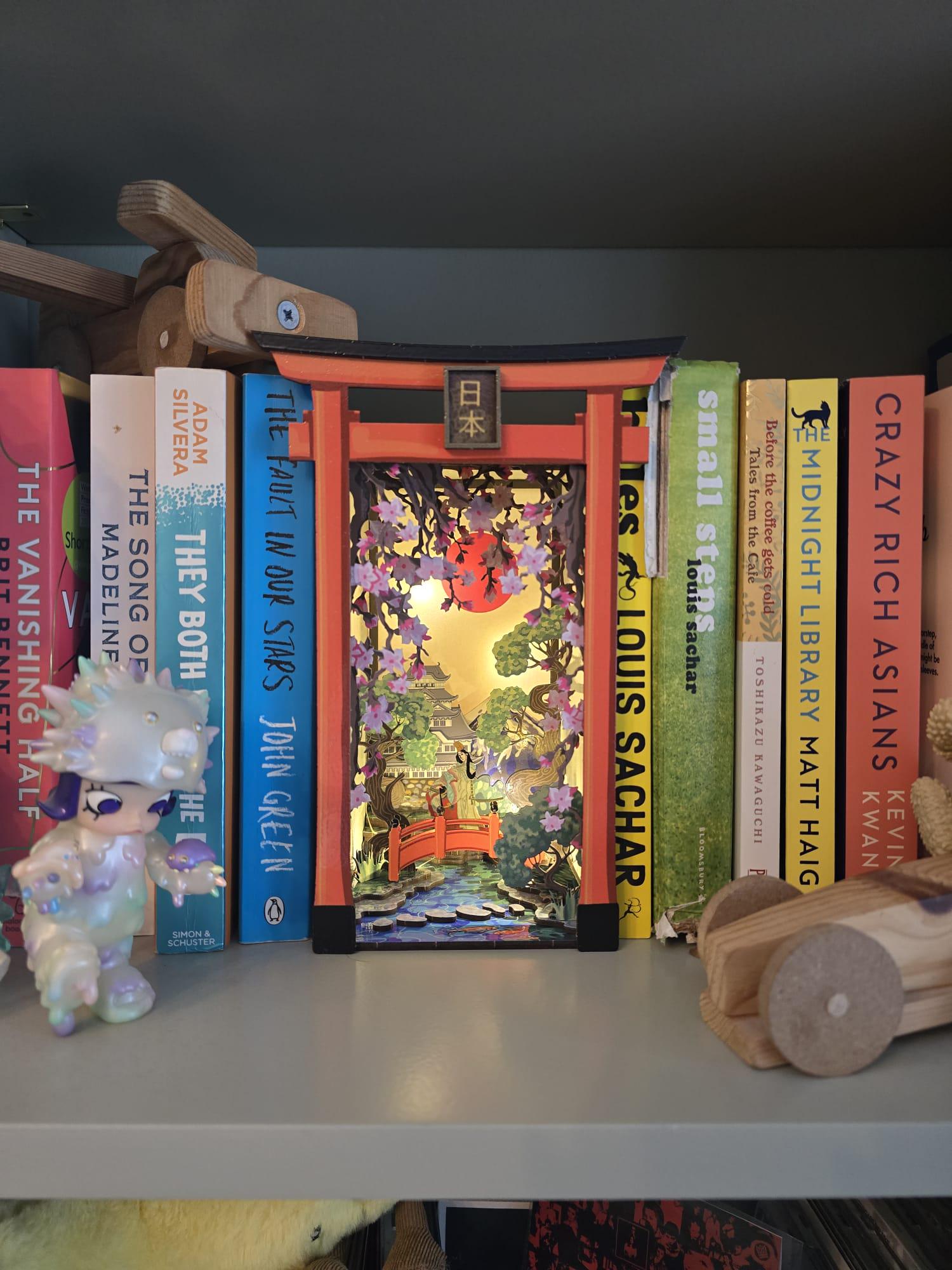 Book Nook / Diorama - Japanese Book Nook Kit/ UV Printed/ Bookshelf insert/ Bookend Puzzle | Cornel73