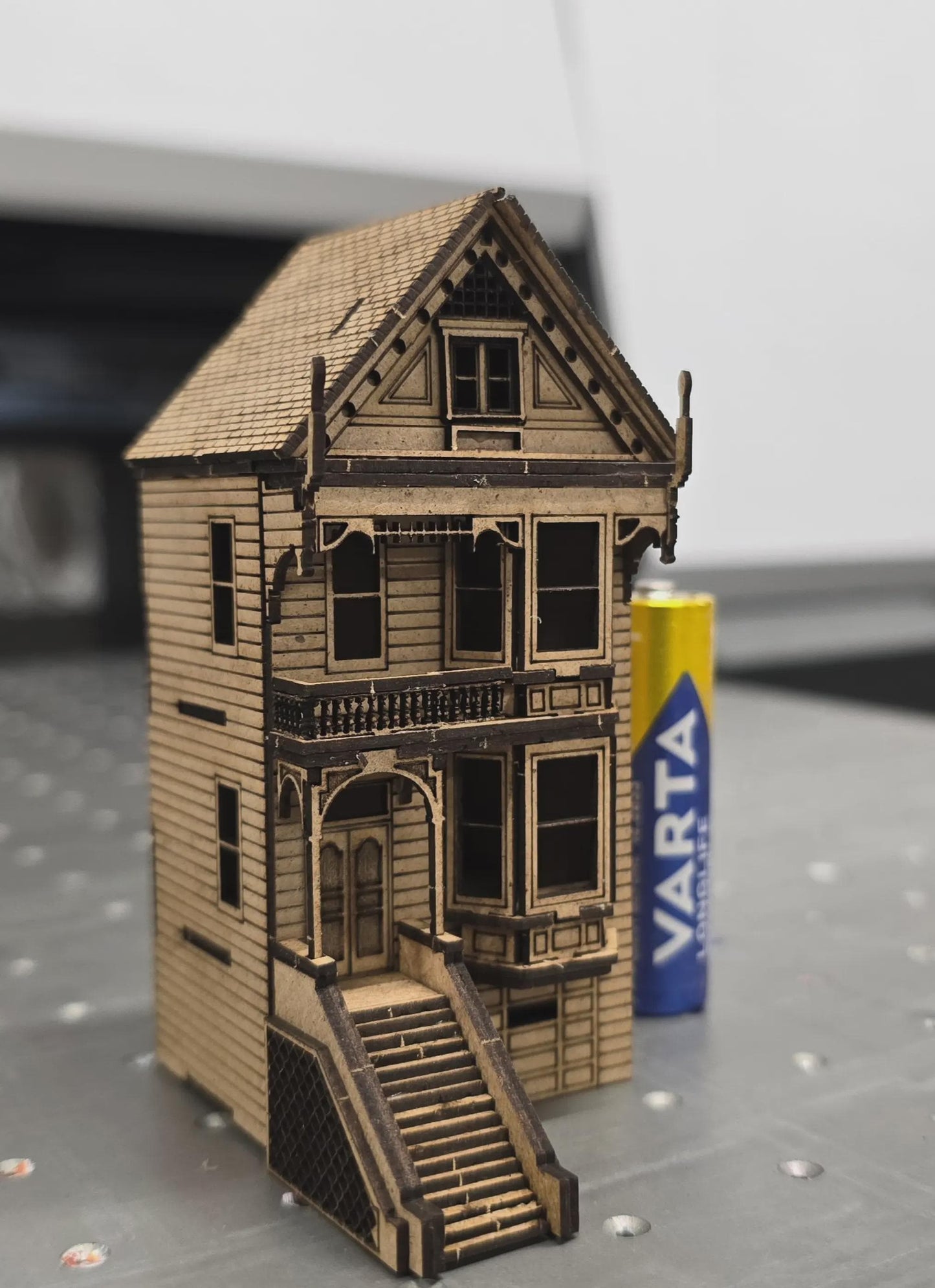 Painted Ladies - 1;144th scale kit , Dollhouse, Miniature