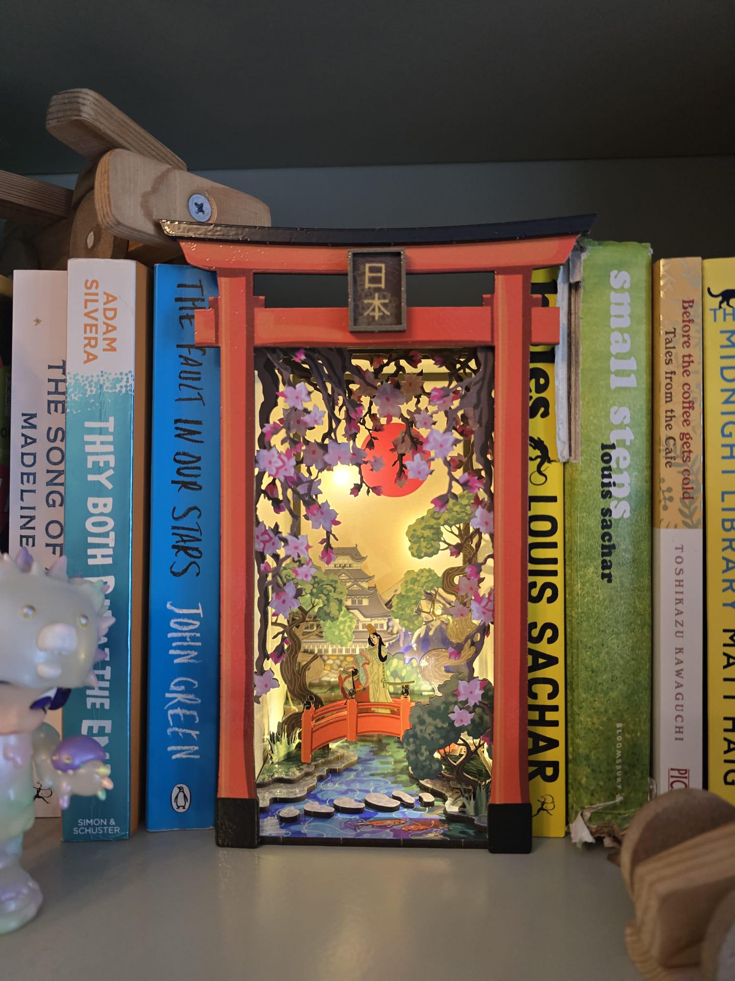 Book Nook / Diorama - Japanese Book Nook Kit/ UV Printed/ Bookshelf insert/ Bookend Puzzle | Cornel73