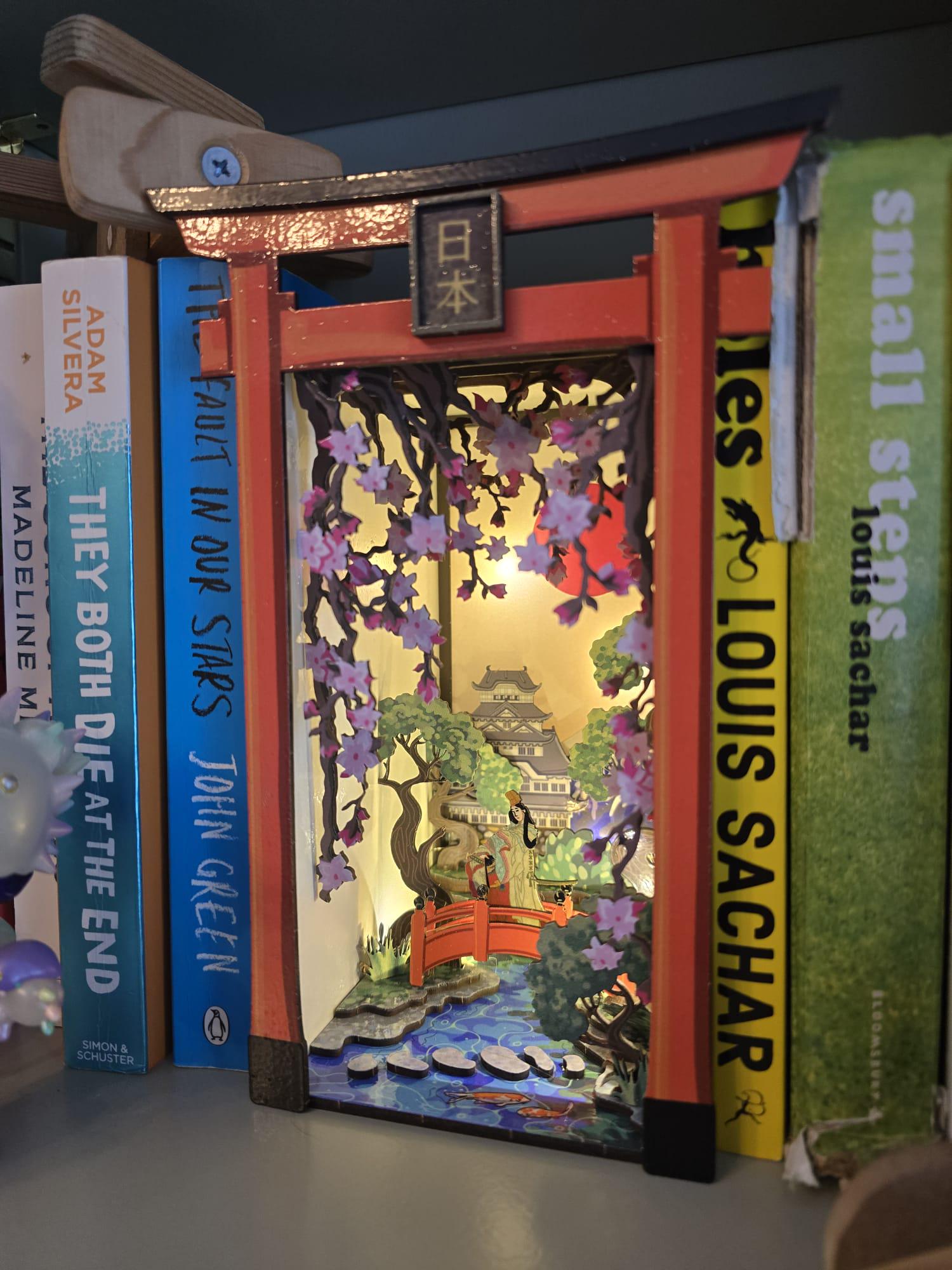 Book Nook / Diorama - Japanese Book Nook Kit/ UV Printed/ Bookshelf insert/ Bookend Puzzle | Cornel73