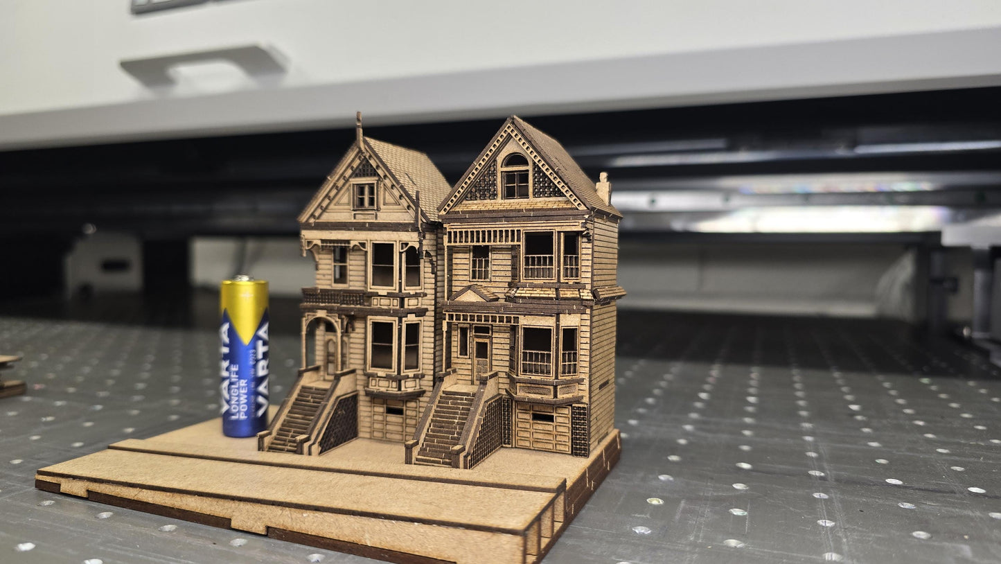 Painted Ladies - 1;144th scale kit , Dollhouse, Miniature