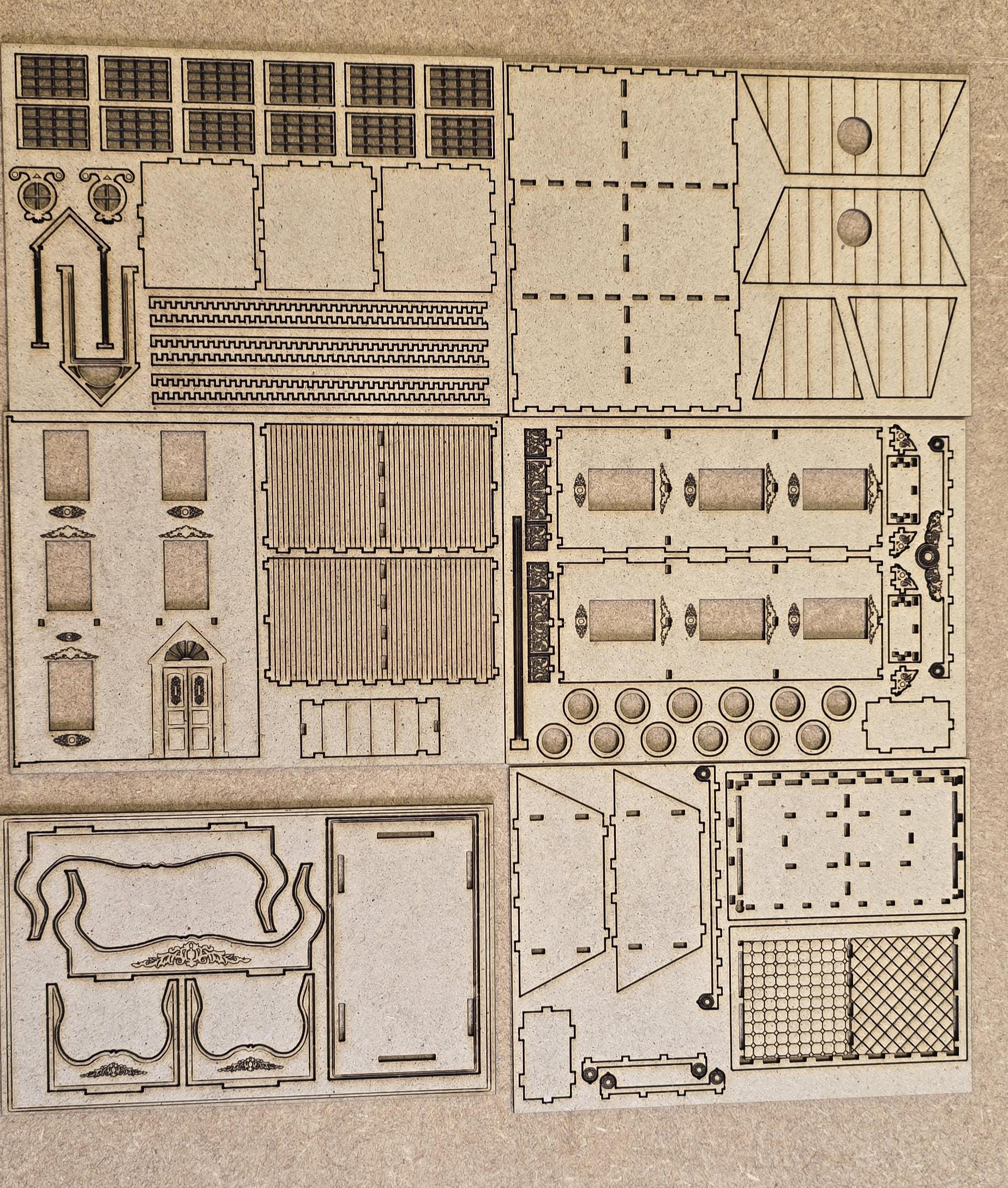 Miniature kit model "La Grande Maison" DIY Kit with Open Front 1:144th Scale