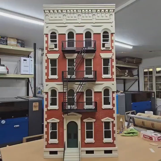 Dollhouse-"New York" style building kit,  in 1;12th scale