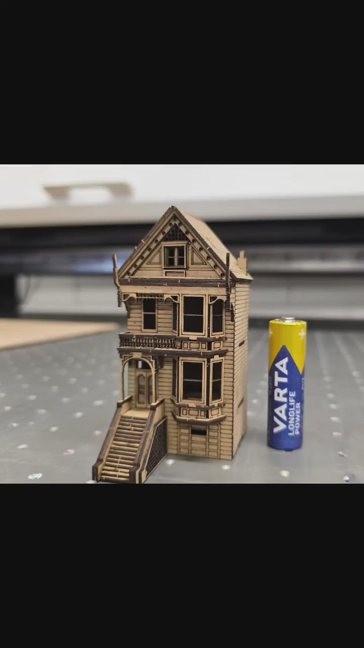Painted Ladies - 1;144th scale kit , Dollhouse, Miniature